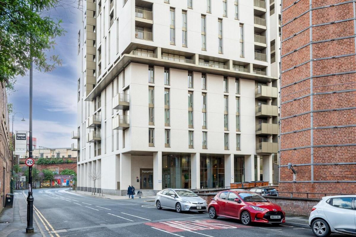 One Cambridge Residence By Coqoon Manchester Exteriör bild